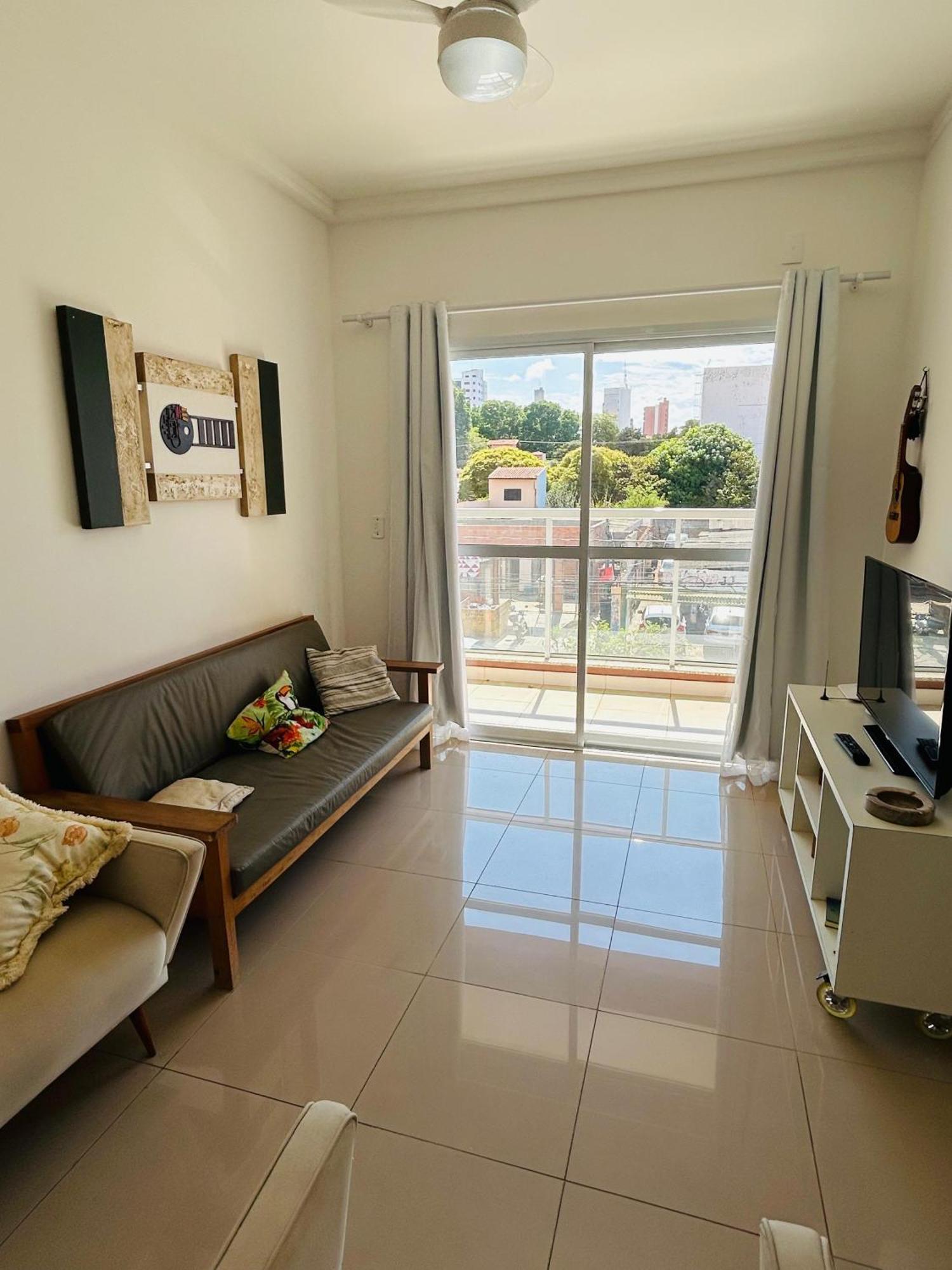Apto Apolo - 3 Dorm Wifi São Carlos المظهر الخارجي الصورة